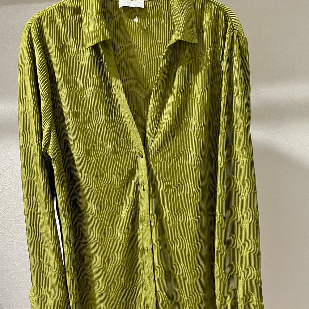 Dazy Drop Shoulder Pocket Patched Button Front Sh… - image 3